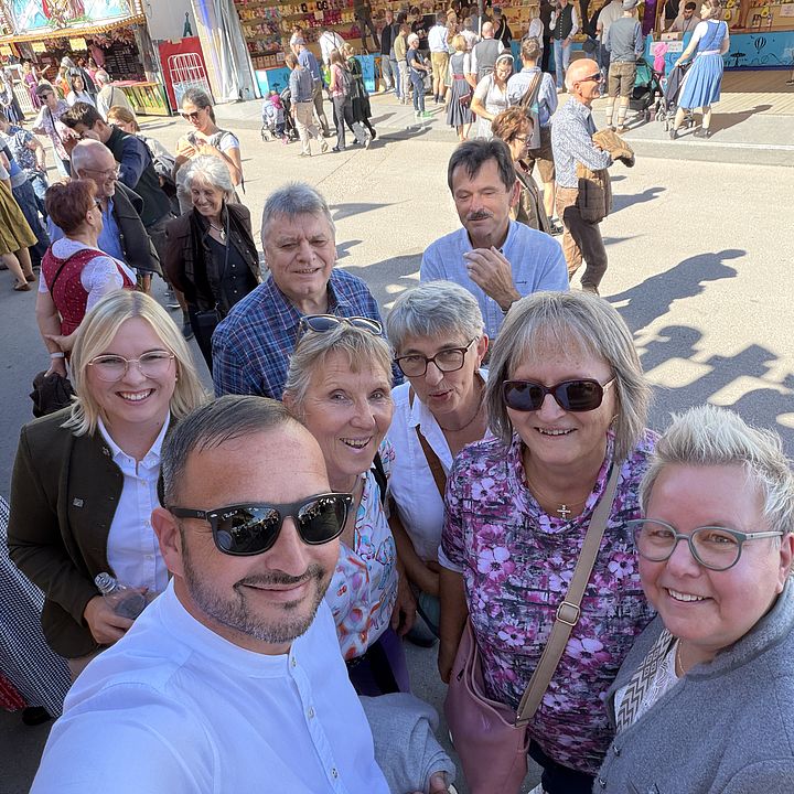 FWG-Besuch Oktober Fest 25.09.26