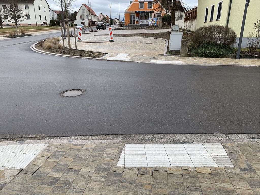 Fußgänger-Querungsanlage Mühlstettener Straße Bild: KEF