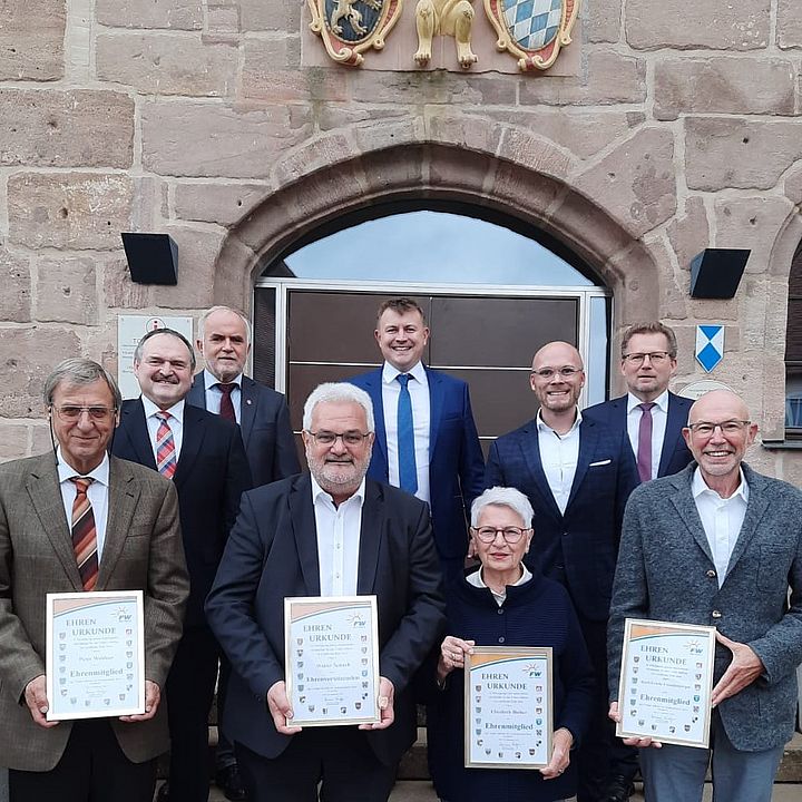 P. Weidner, Kreisvors. H .Kratzer, Landrat H. Eckstein, W. Schnell, Bezirksvors. S. Schmidt, E. Bieber, MdL Dr. F. Mehring, stv. Kreisvors. T. Schneider, K.-E. Freudenberger