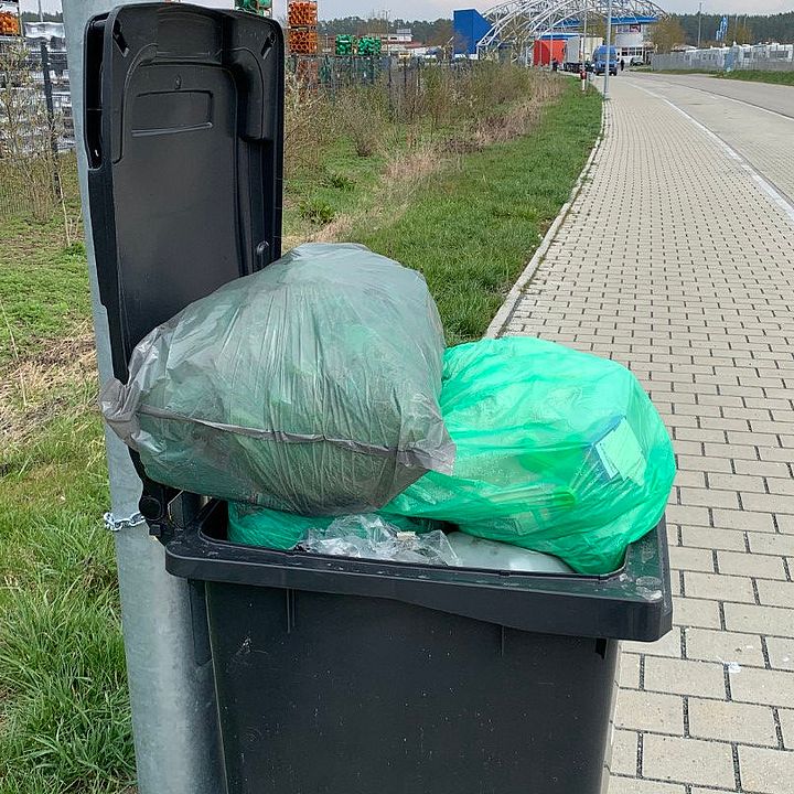 Gewerbegebiet Röttenbach Mülleimerproblem Bild:KEF